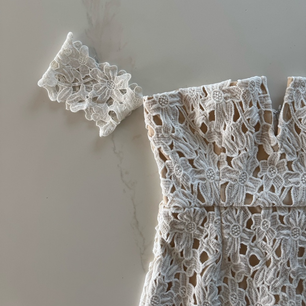 Superdown x Revolve Shannan White Lace Mini Dress NWT Small - Picture 5 of 10